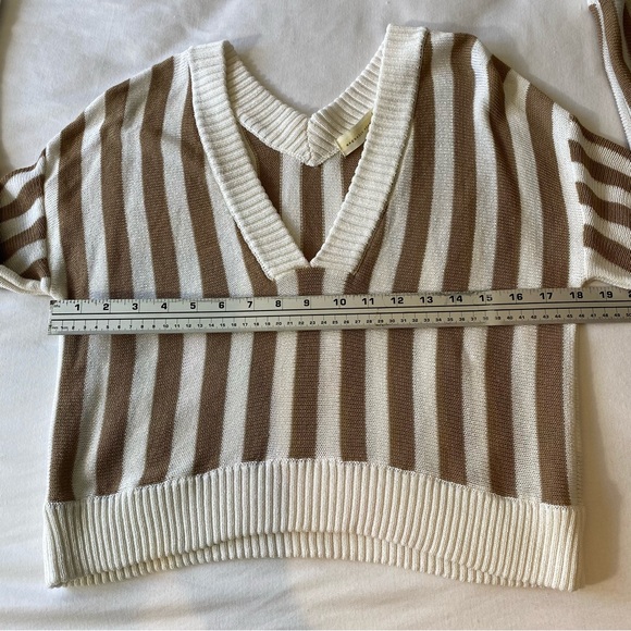Magnolia South Double V-neck Crop Sweater baggy slouchy size medium Stripes - Picture 7 of 7